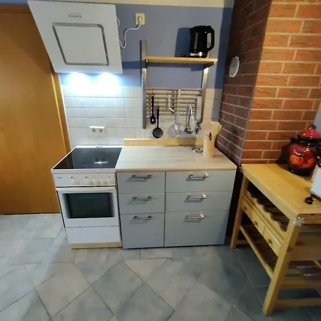 Gemuetliche Bauernkate Fuer 4 Mit Kachelofen Tatil Evi