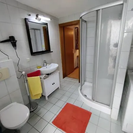 Gemuetliche Bauernkate Fuer 4 Mit Kachelofen Tatil Evi *