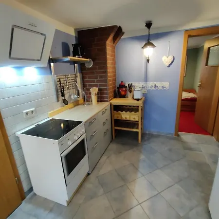 Tatil Evi Gemuetliche Bauernkate Fuer 4 Mit Kachelofen Lelkendorf