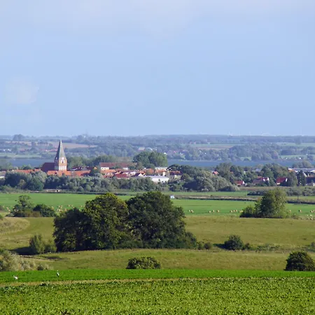 Gemuetliche Bauernkate Fuer 4 Mit Kachelofen * Lelkendorf